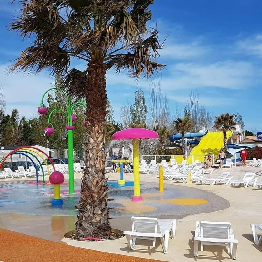 Mobilhome La Carabasse Vias Plage Dış mekan fotoğraf