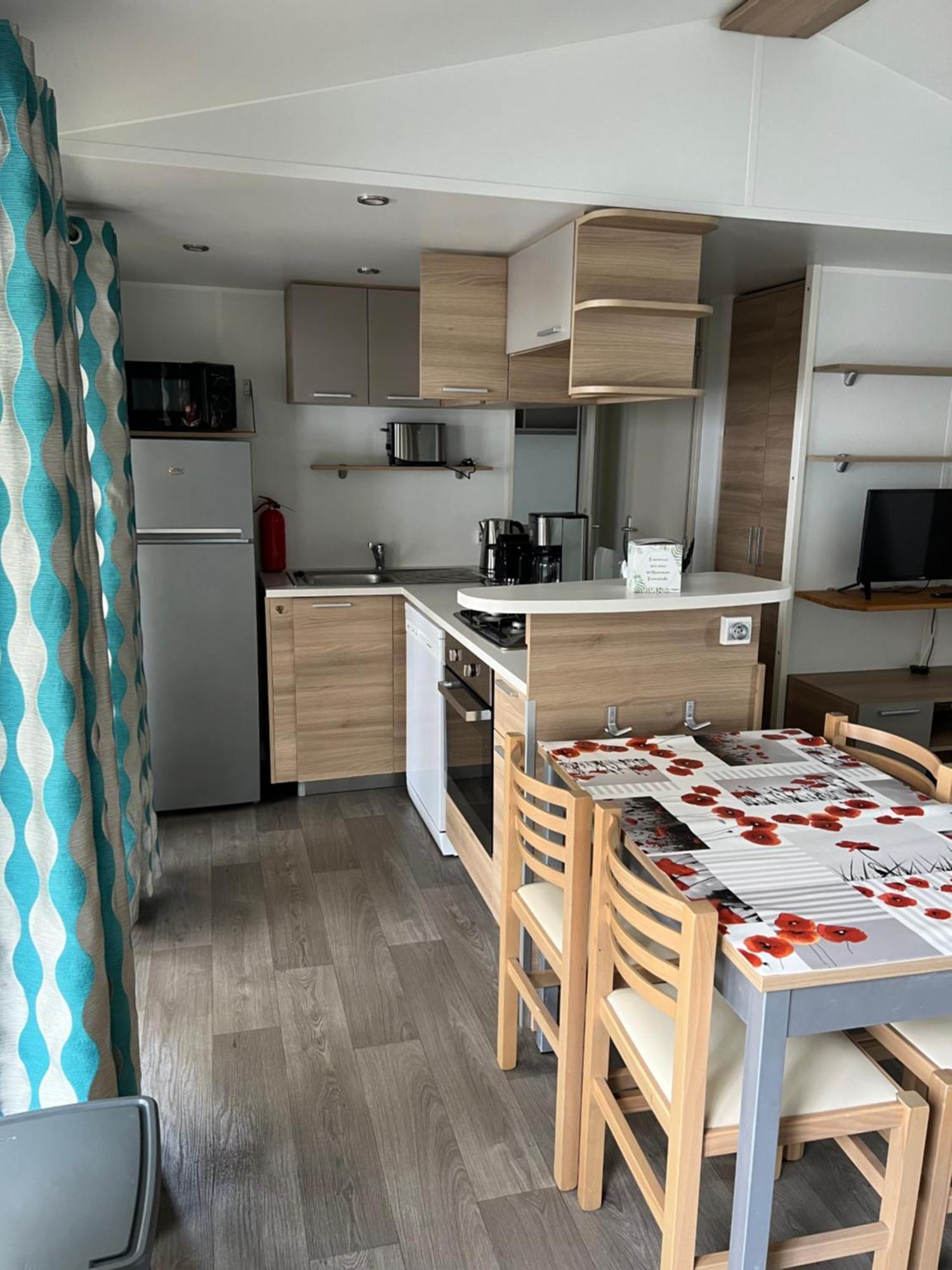 Mobilhome La Carabasse Vias Plage Dış mekan fotoğraf